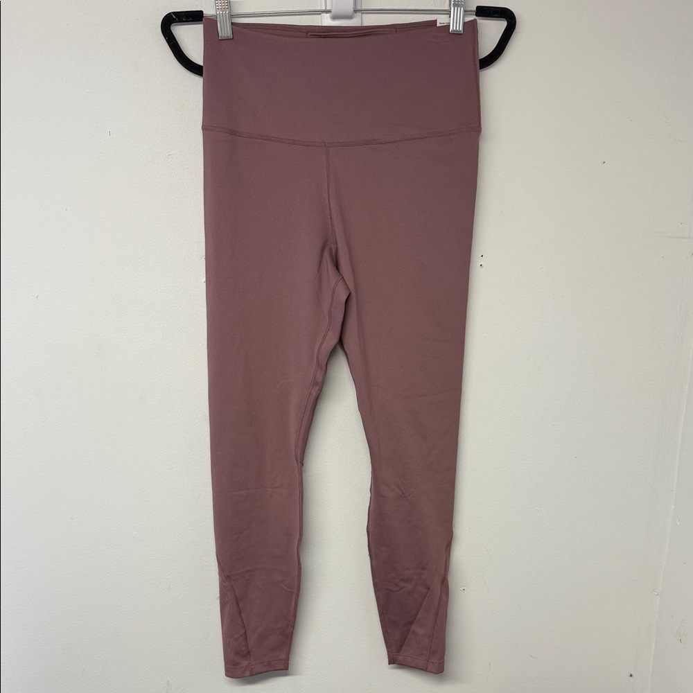 Nike One tight fit 7/8 Mauve Leggings NWT Size Medium